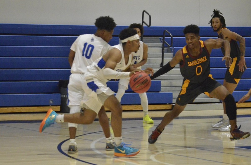 SBVC Outworks Saddleback for Win in Hunter Classic