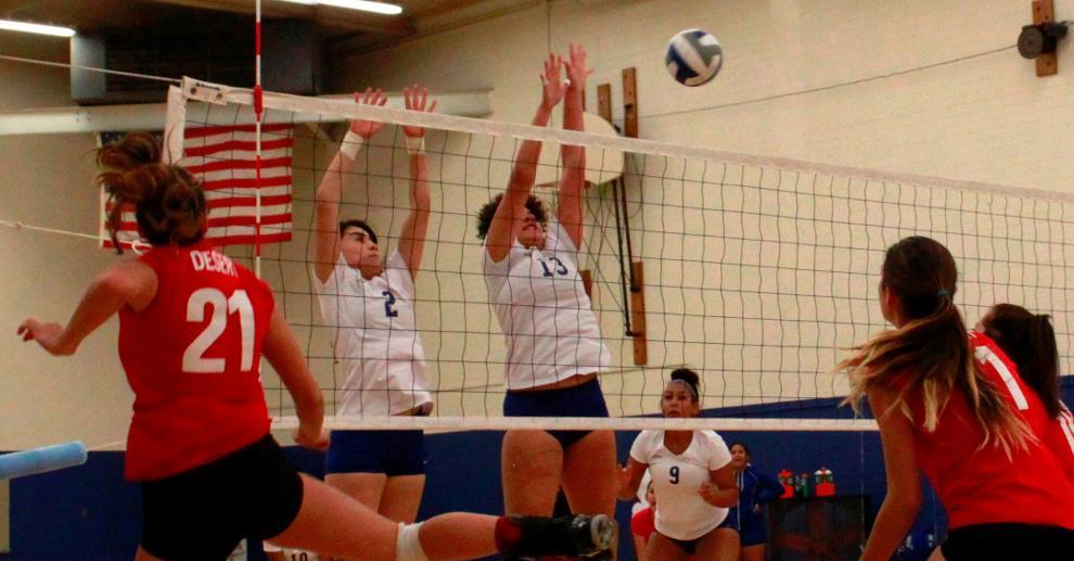 SBVC Women&rsquo;s Volleyball has a hard time with the Roadrunners, 3-1